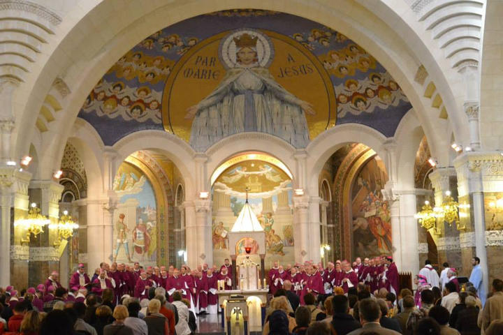 Assemblée plénière des Eveques à Lourdes